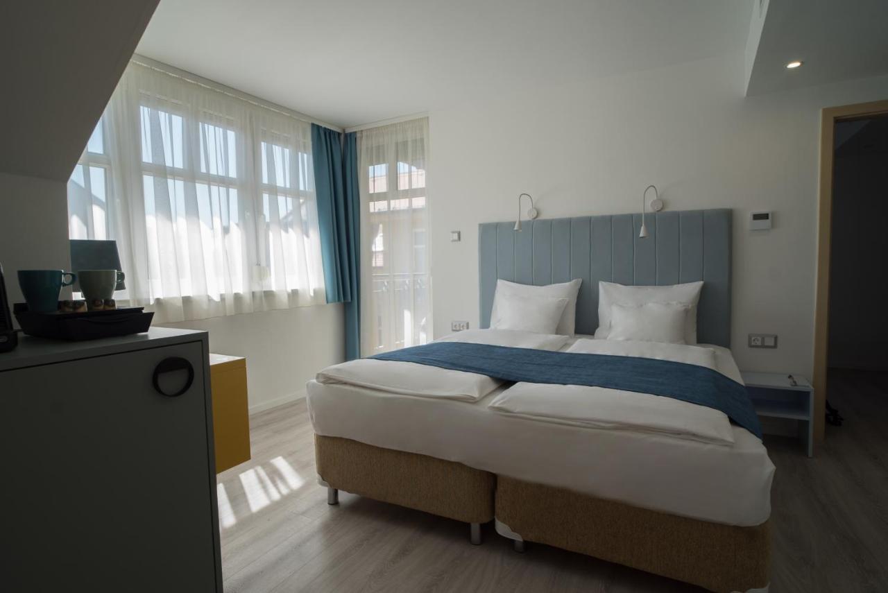 Hotel Civitas Шопрон Экстерьер фото
